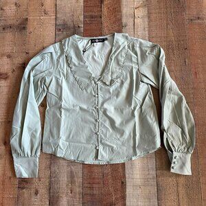 Daisy Street Button Down blouse with vintage collar sage green women's xs